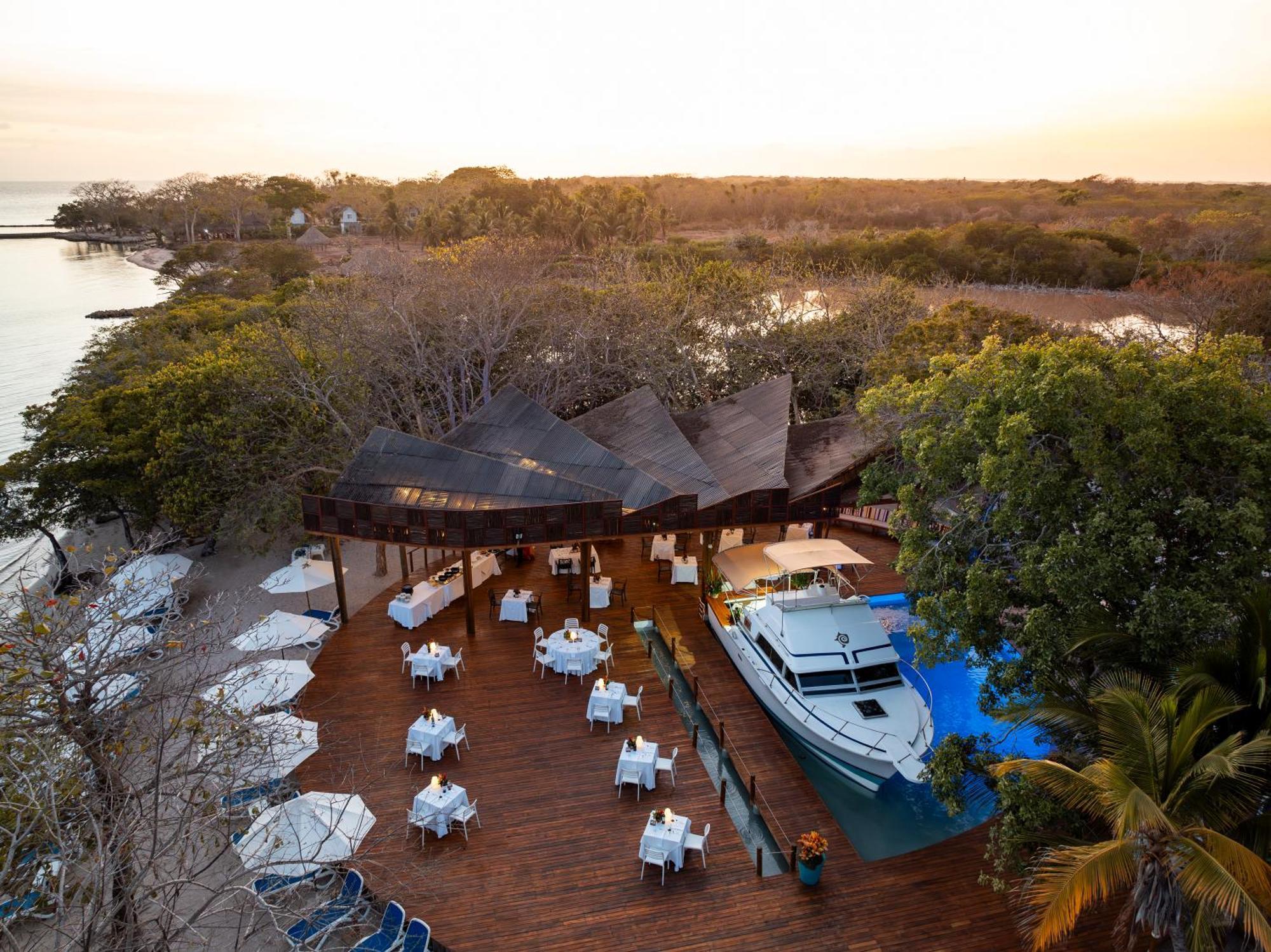 Hotel Isla Del Encanto Baru Exterior photo